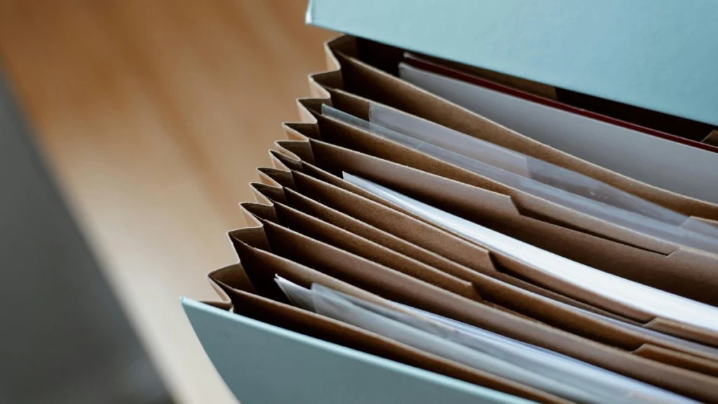 コンプライアンスの書類イメージ