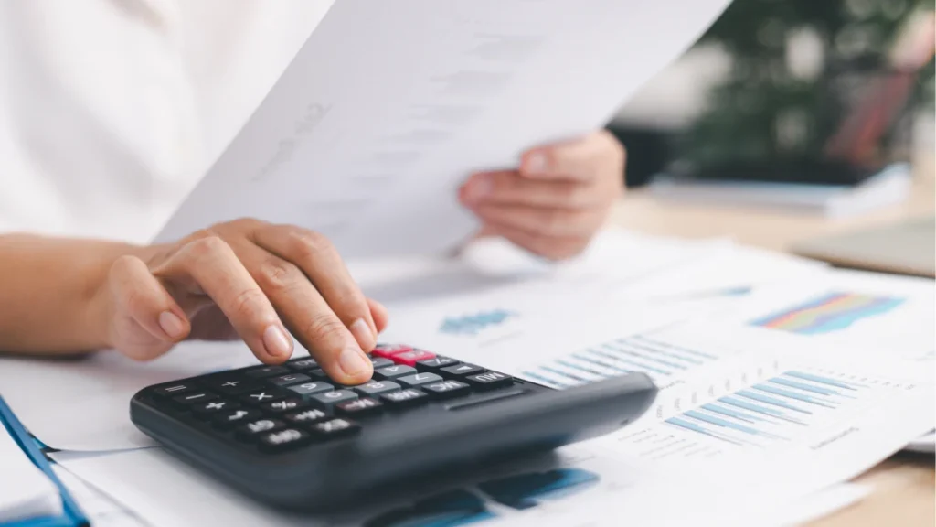 外国人介護士の受け入れ現状の収支イメージ